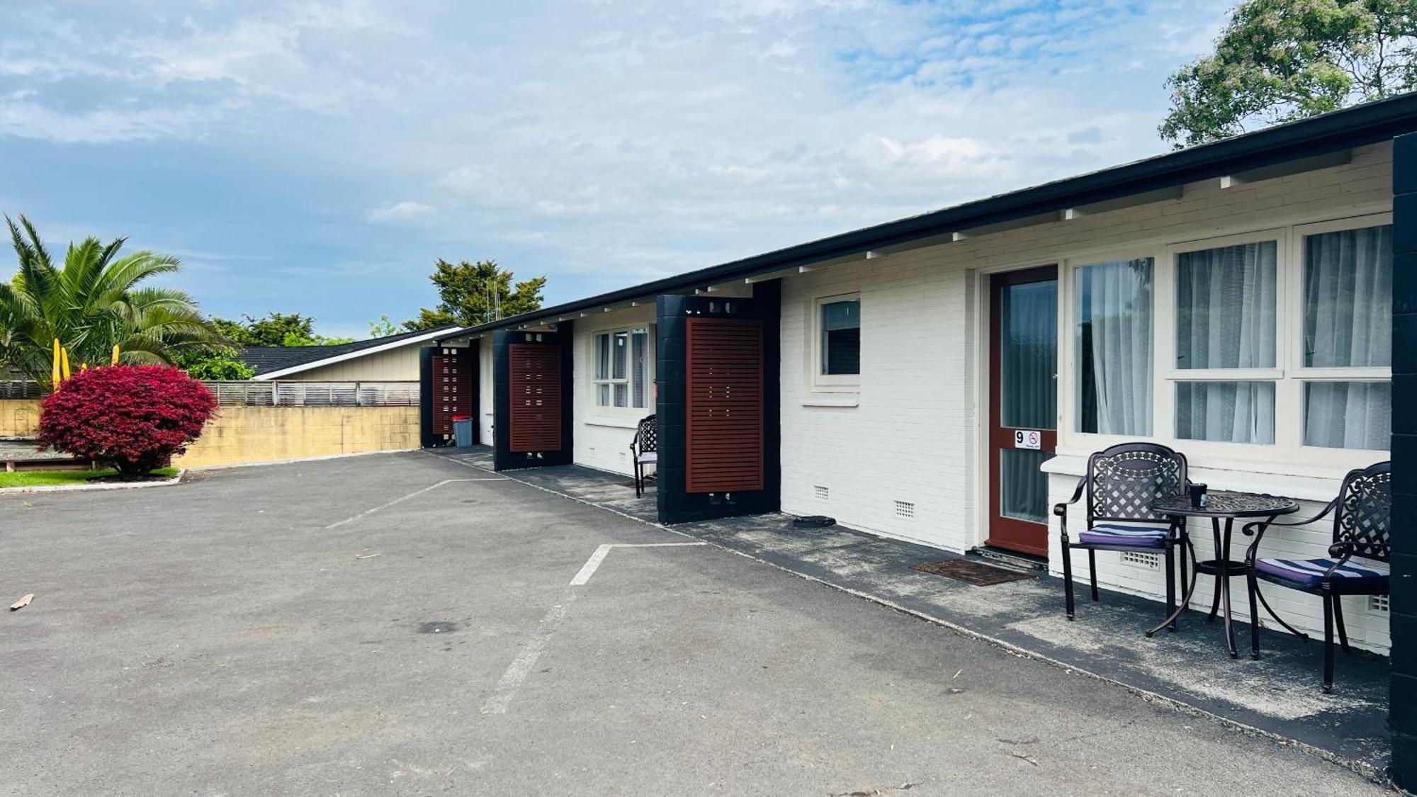 18Th Avenue Thermal Motel Tauranga Exterior photo