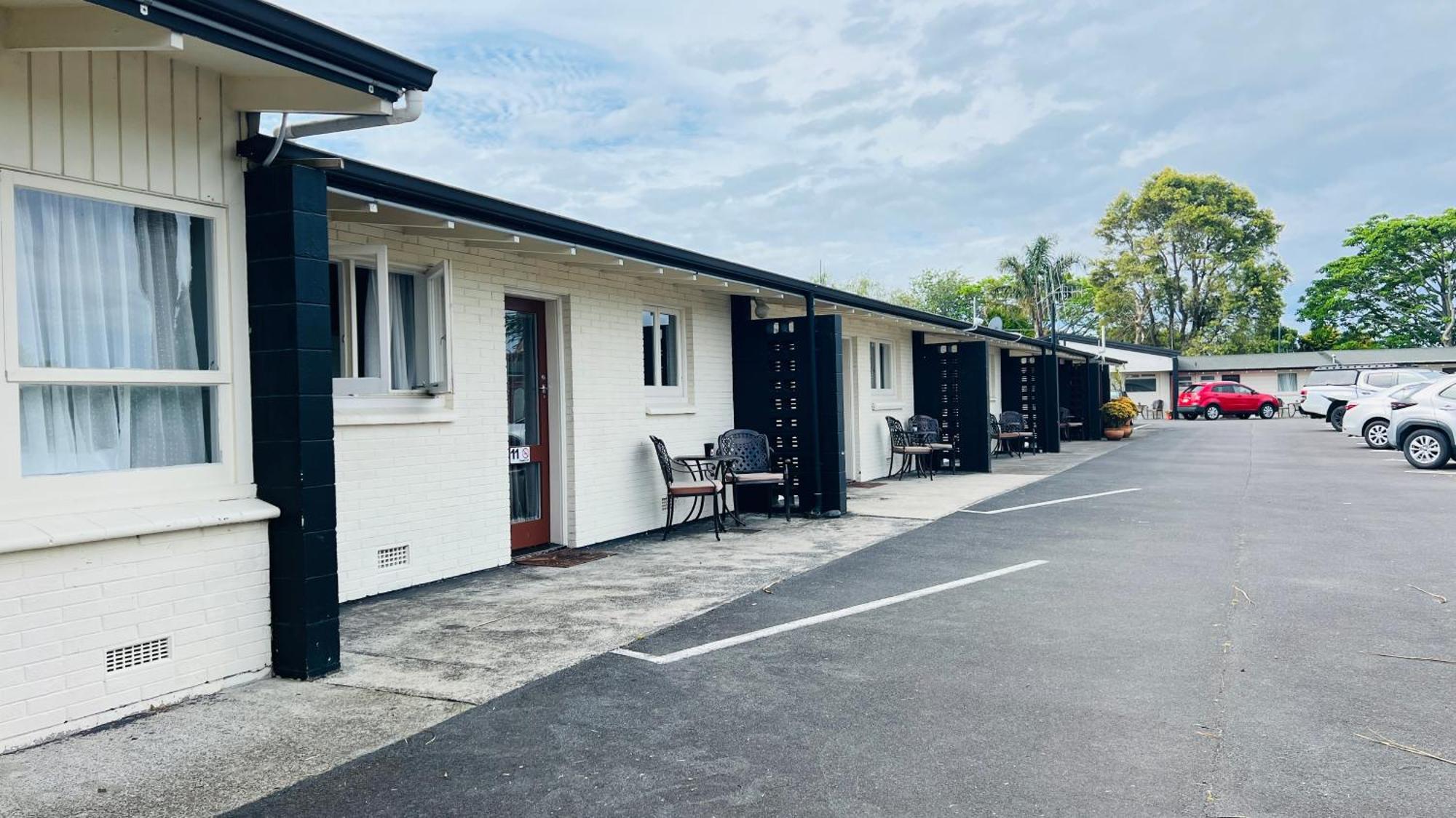 18Th Avenue Thermal Motel Tauranga Exterior photo